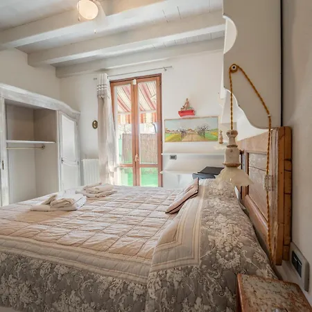 Apartmán Con Piscina A Due Passi Da Gardaland *