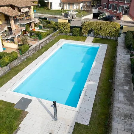 Con Piscina A Due Passi Da Gardaland Salionze